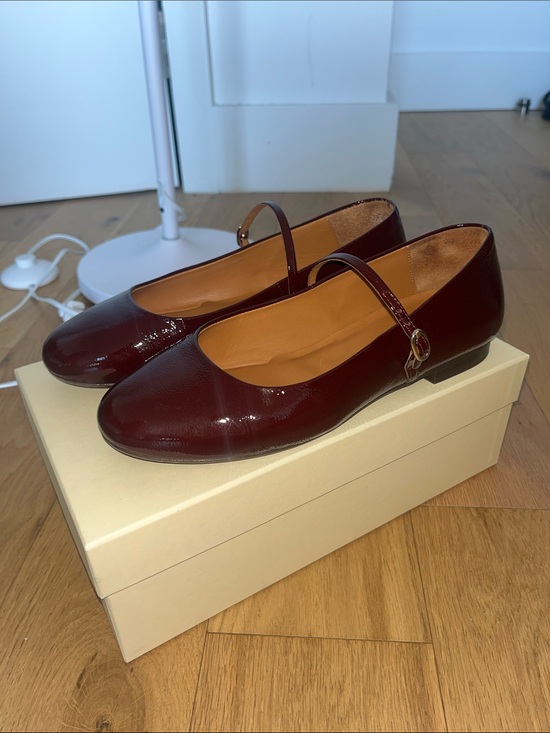 Sezane Shoes - Sezane Women’s Méline Low Ballerinas -Mary Jane Patent Leather Flats in Burgundy